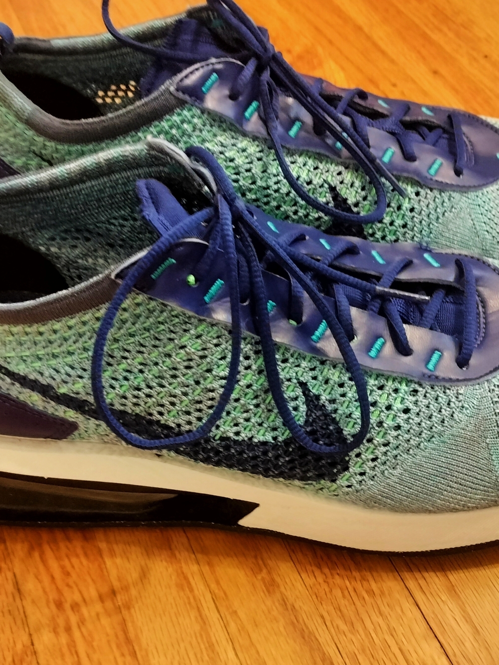 Nike Men's Air Max Flyknit Racer Sneakers. Royal Blue/Algae. Size 13 - Picture 3 of 9